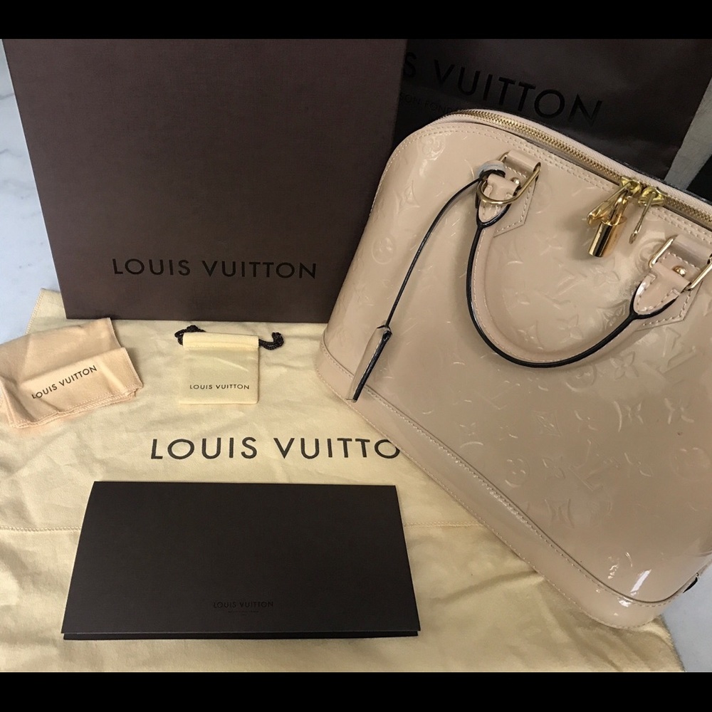 Louis Vuitton Alma Vernis PM Dune (Nude) Bag - Picture 8 of 8